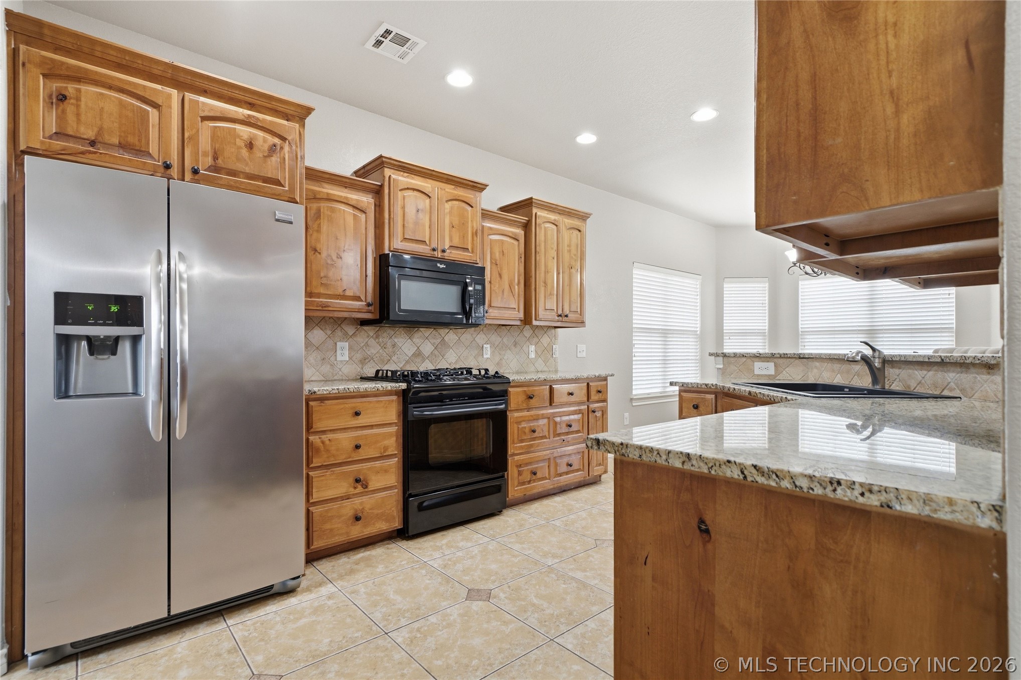 2608675 Property Photo 9