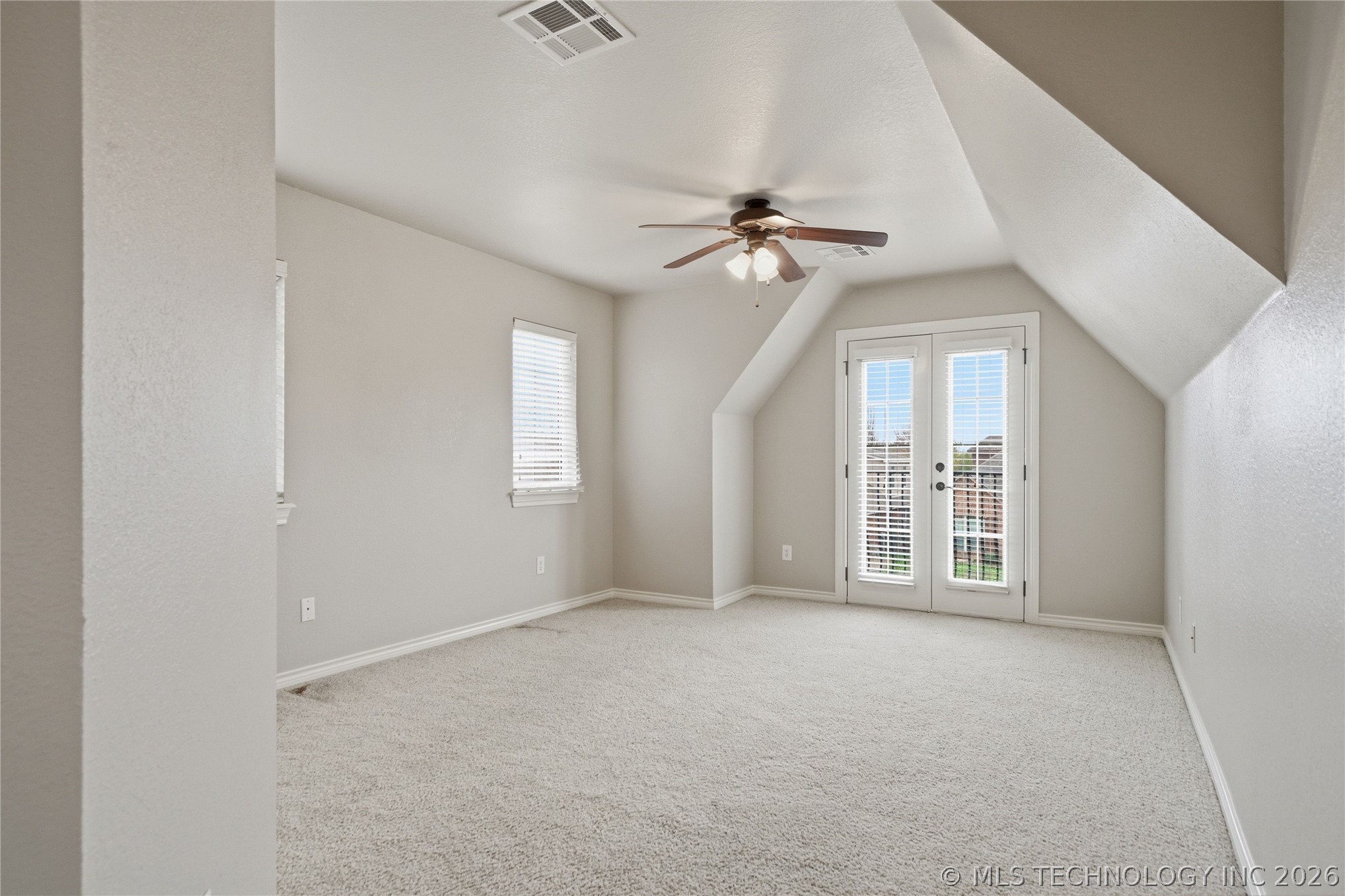 2608675 Property Photo 40