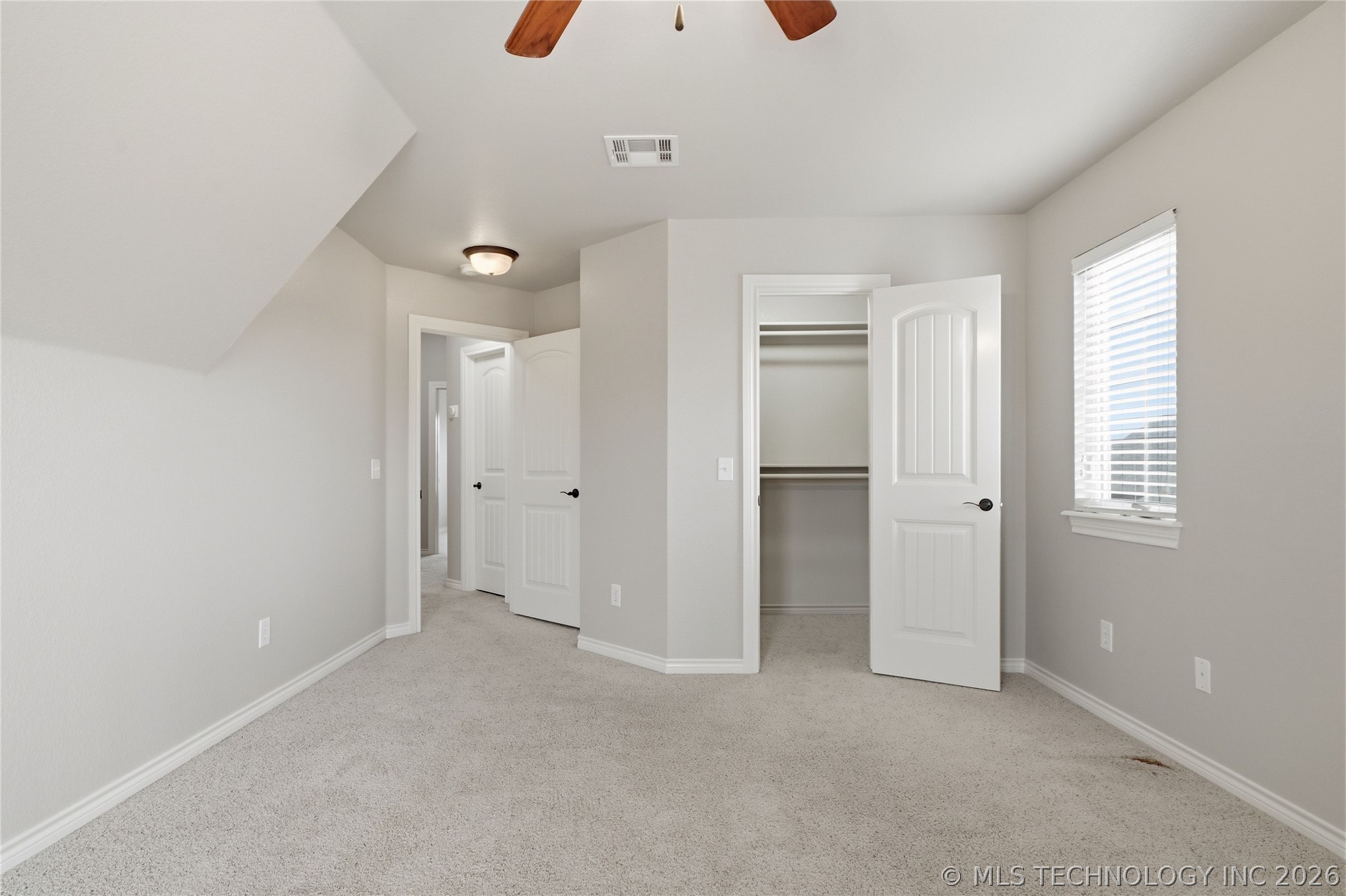 2608675 Property Photo 41