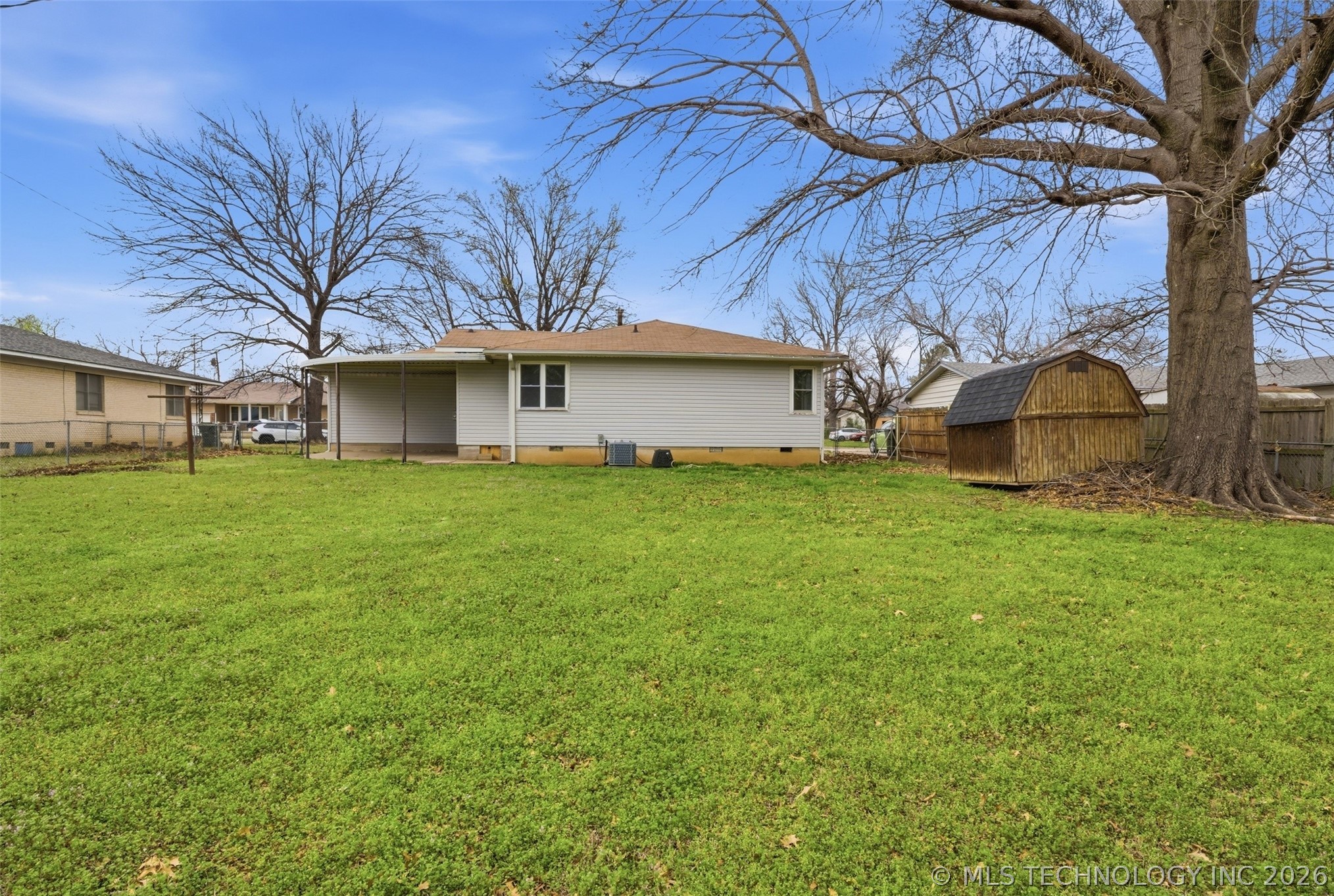 2549 Monta Place Property Photo 32