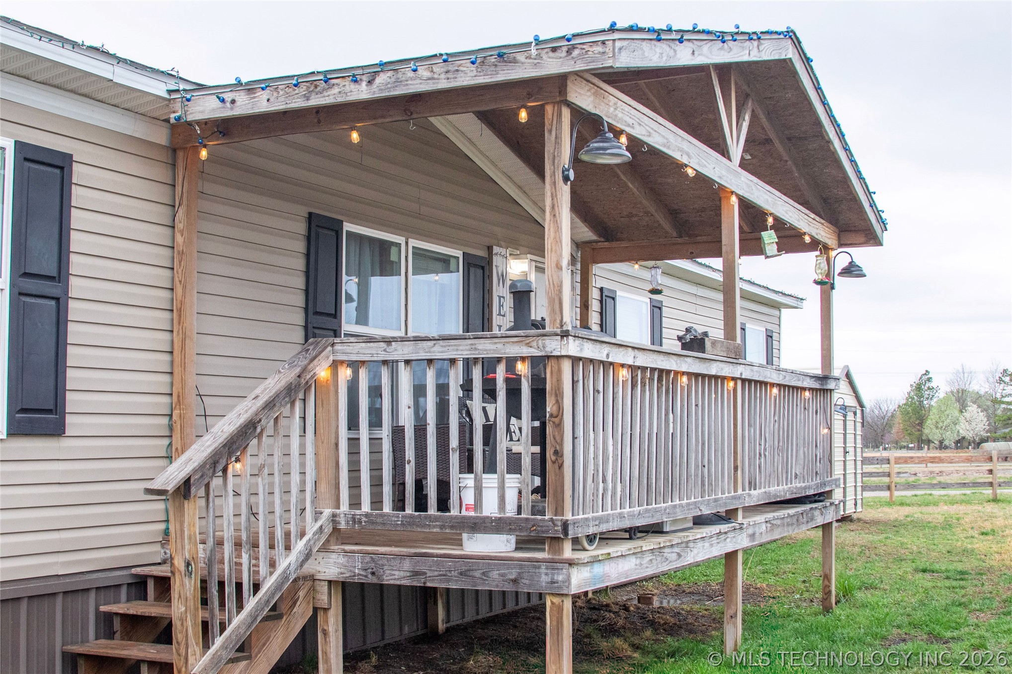 17810 Harreld Road Property Photo 3
