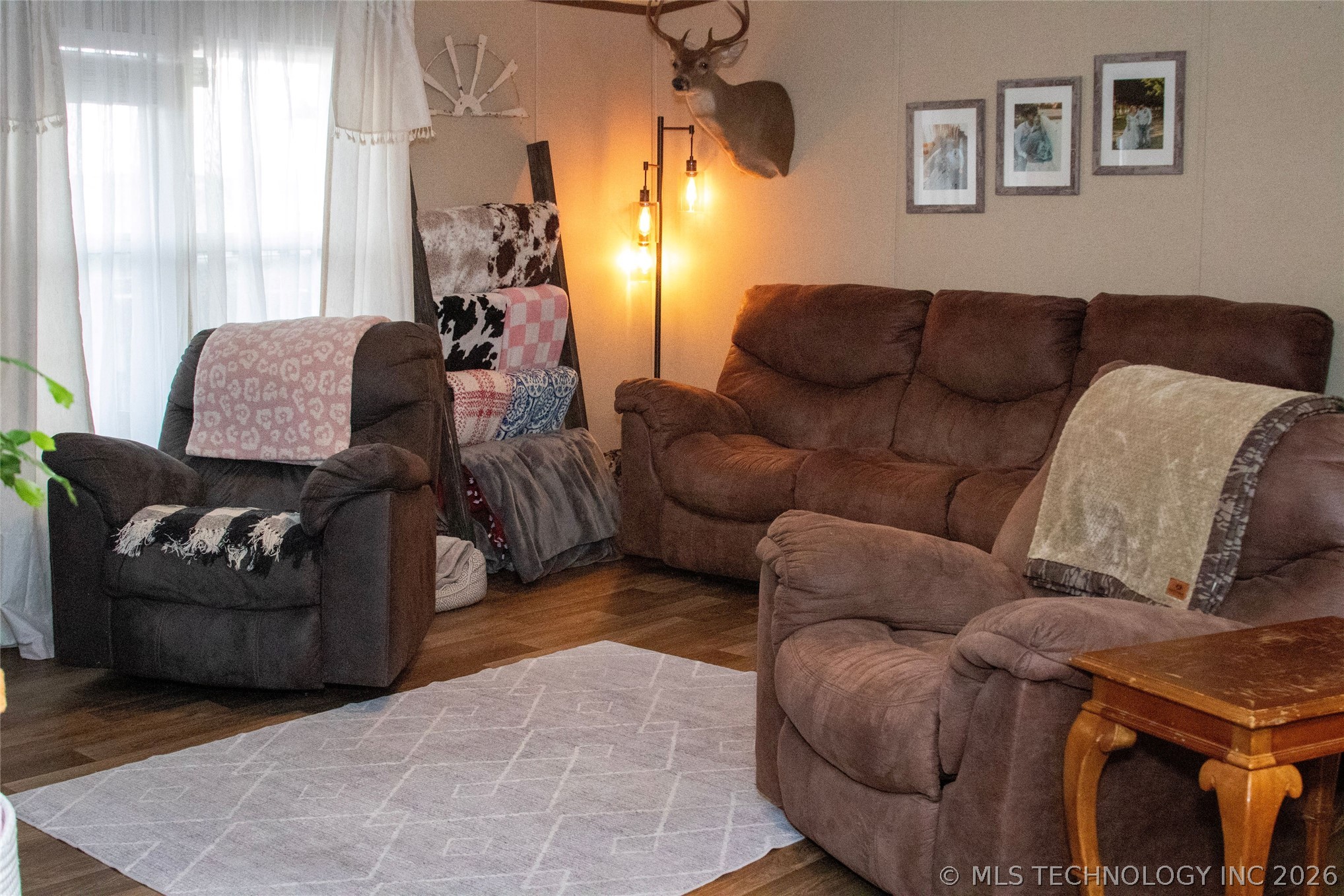 17810 Harreld Road Property Photo 5