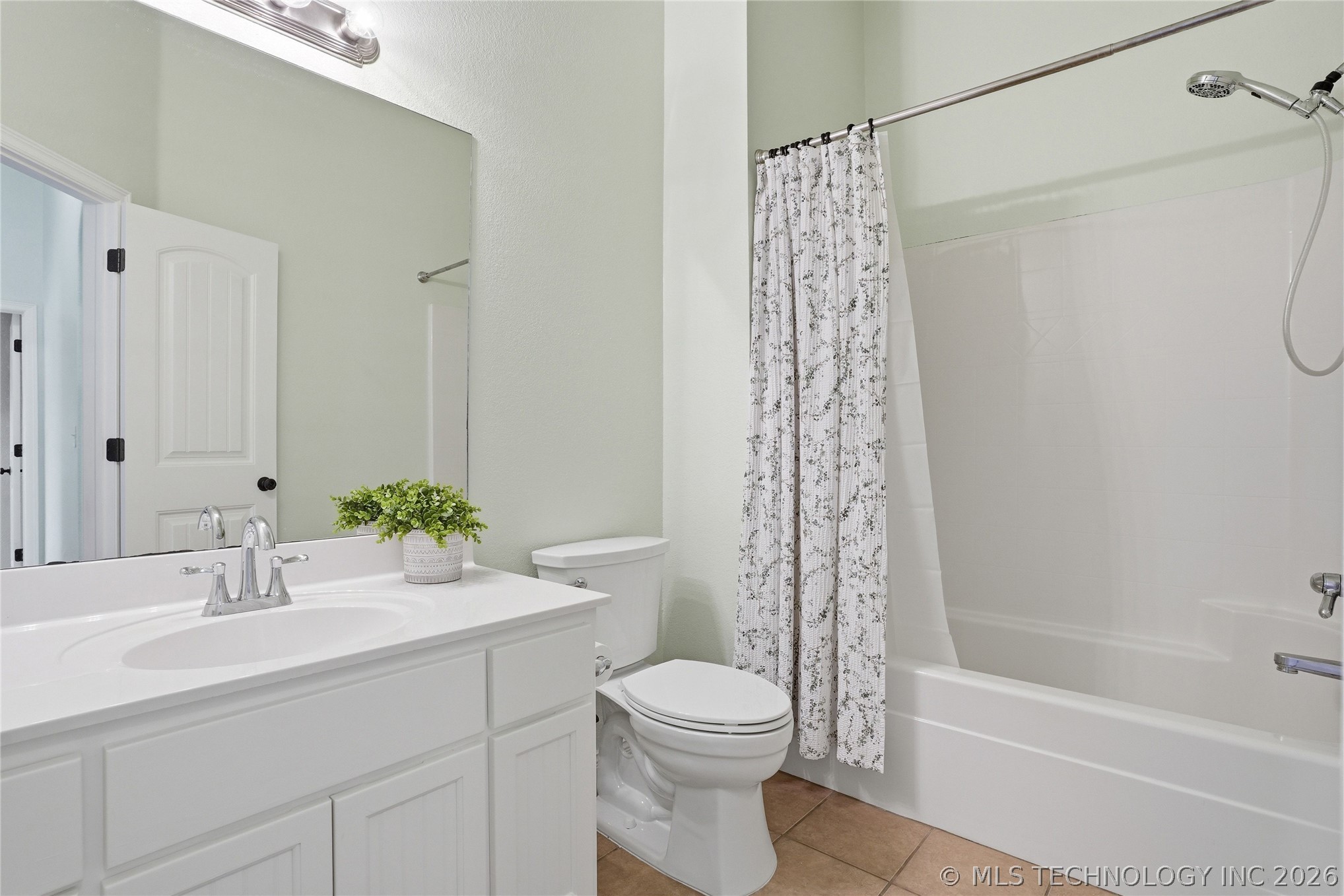 9009 N 157th East Avenue Property Photo 29