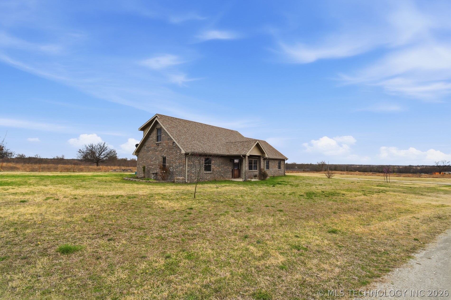 16145 Ew 255th Road Property Photo 4
