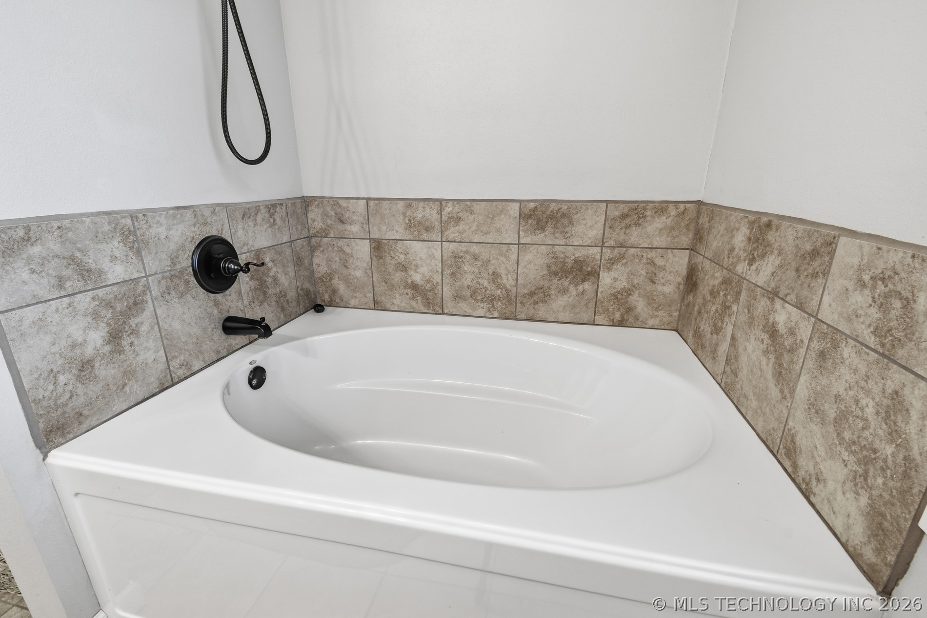 16145 Ew 255th Road Property Photo 21