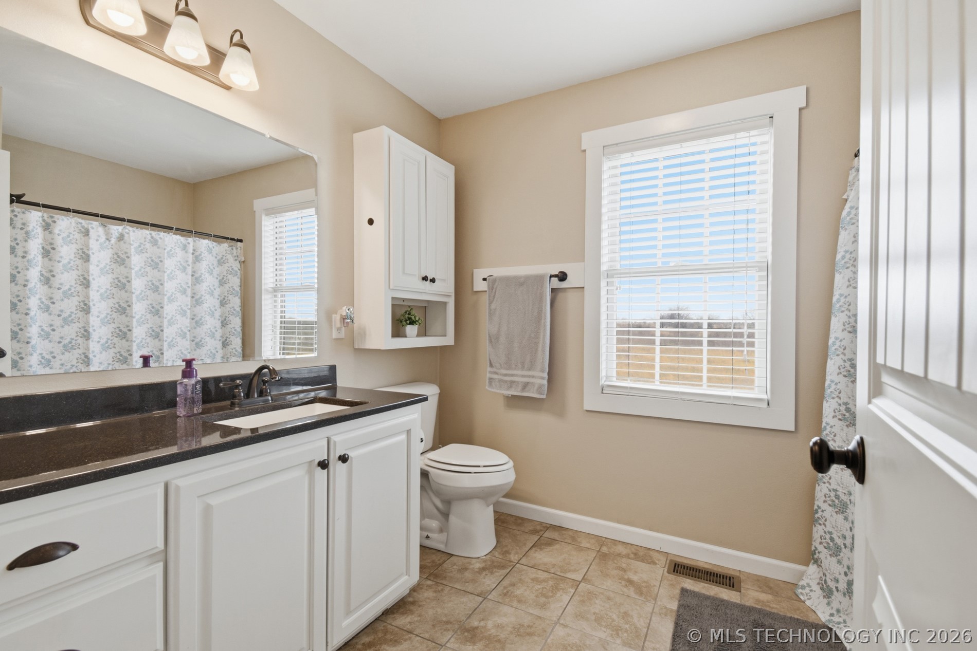 16145 Ew 255th Road Property Photo 28
