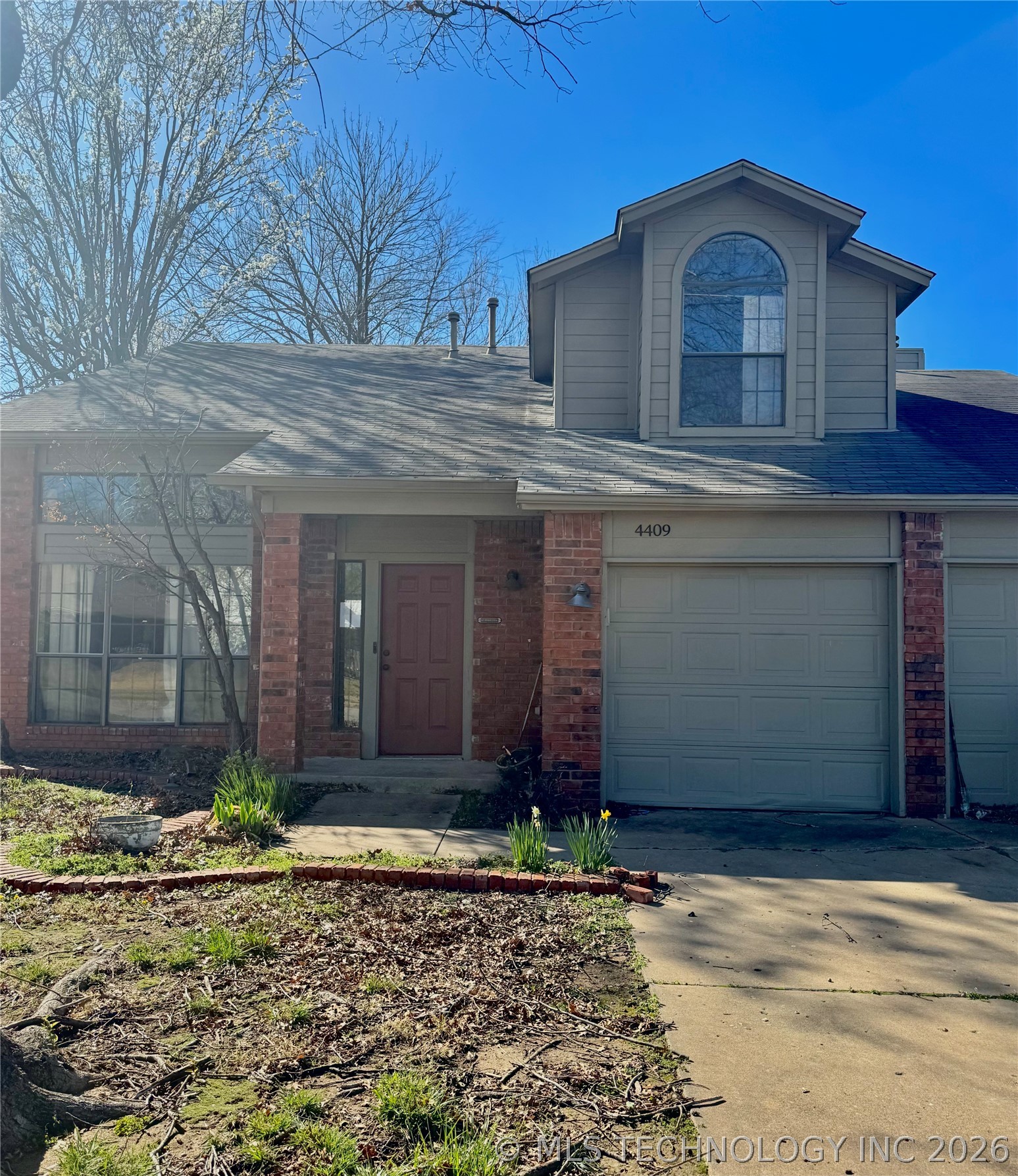 4409 W Toledo Street Property Photo 1