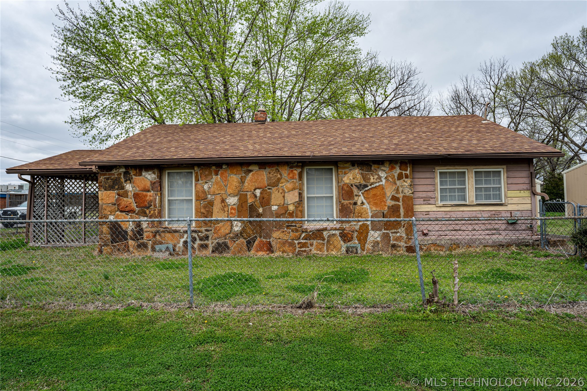 6501 N Quaker Avenue Property Photo 19