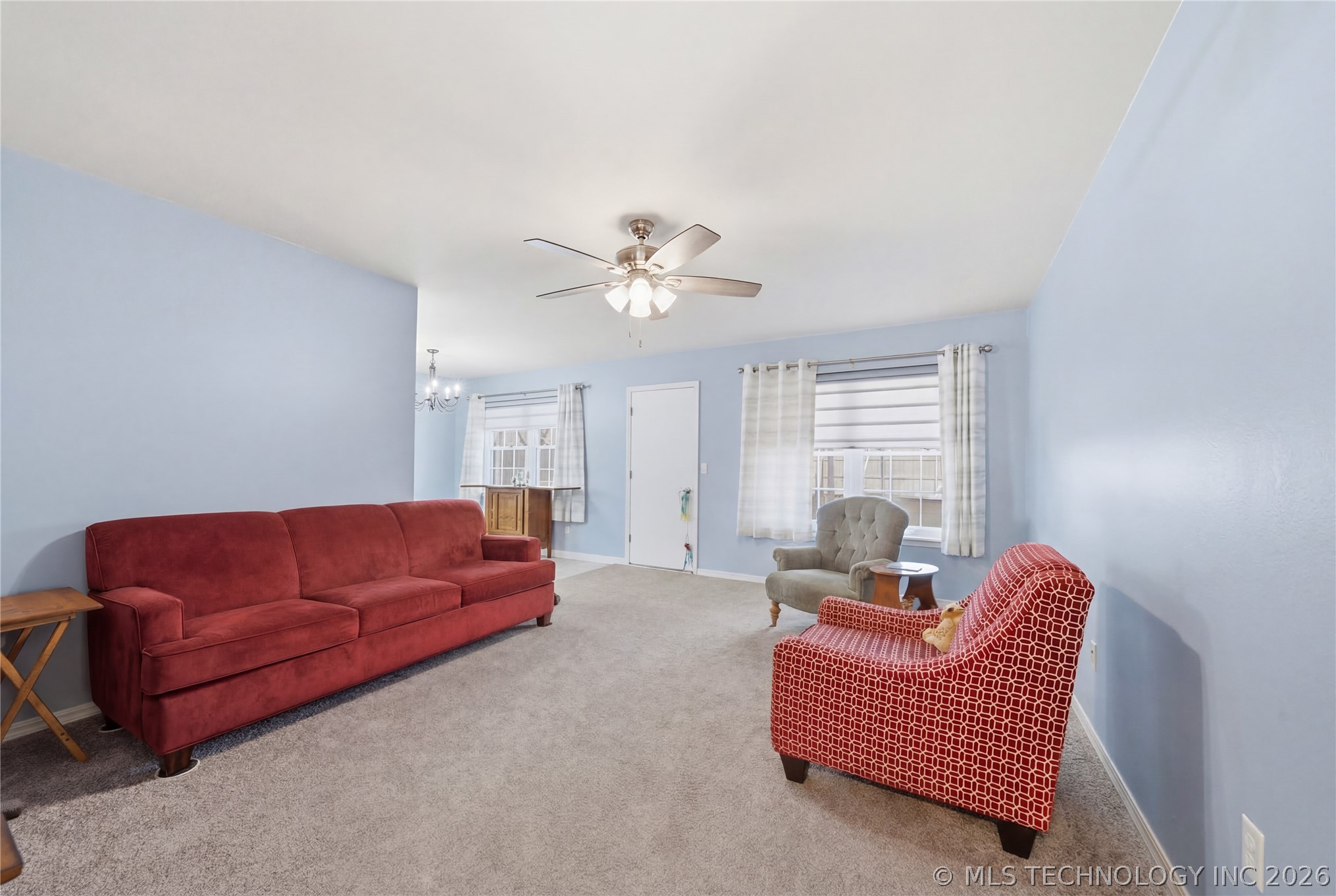407 W Tobago Drive Property Photo 4