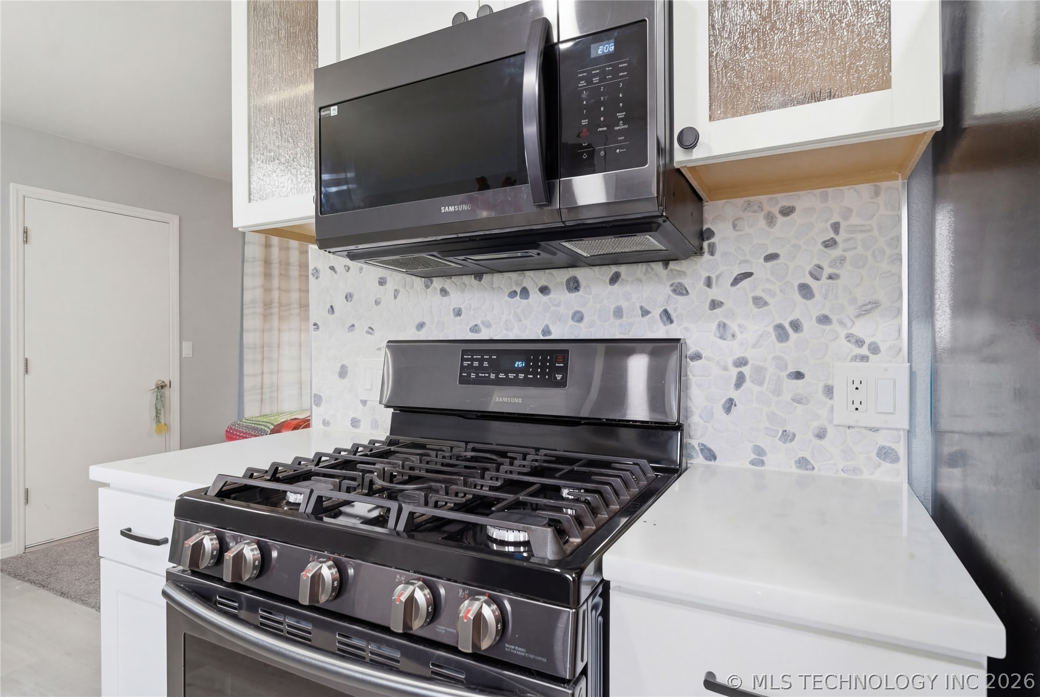 407 W Tobago Drive Property Photo 8