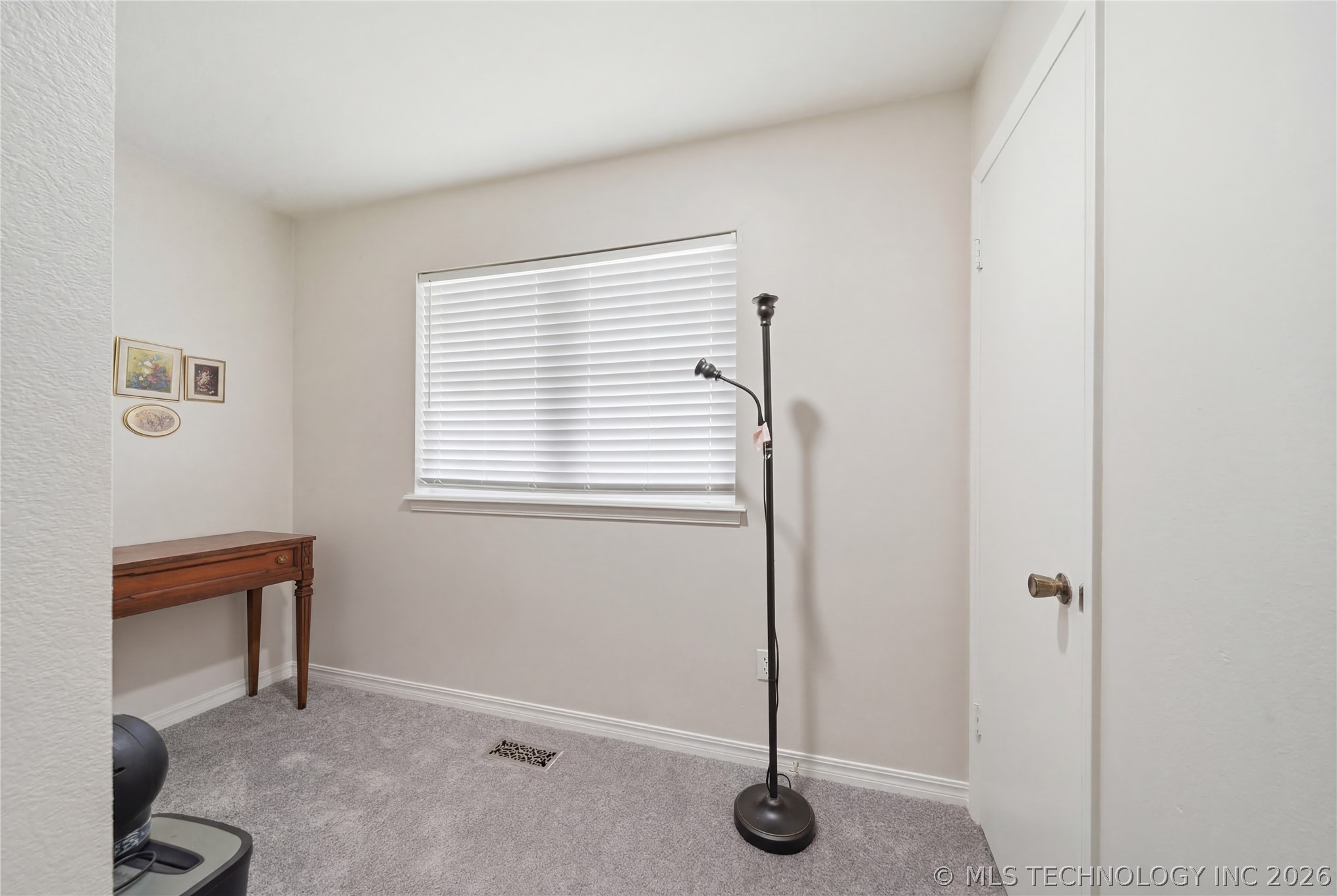 407 W Tobago Drive Property Photo 18