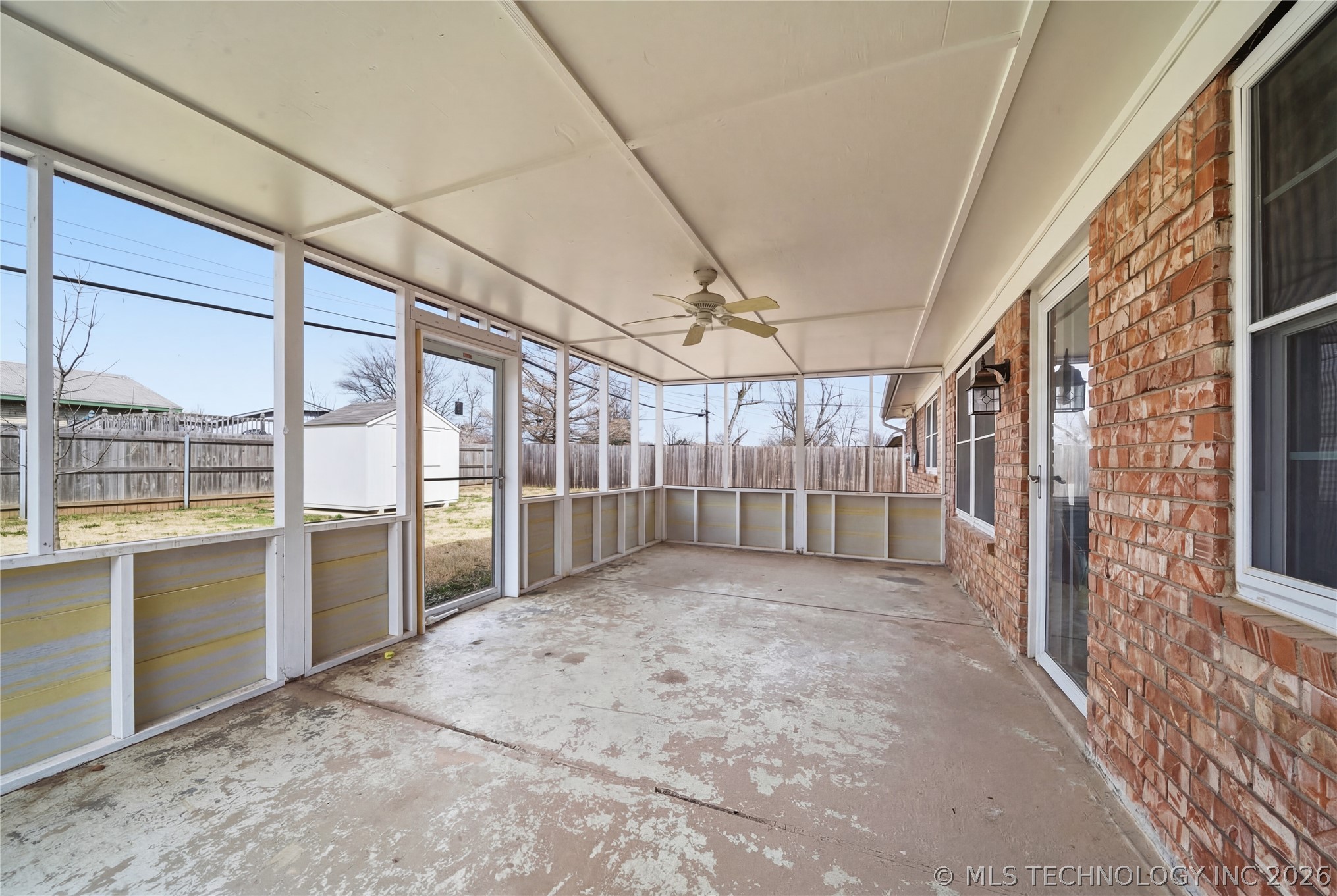 407 W Tobago Drive Property Photo 19