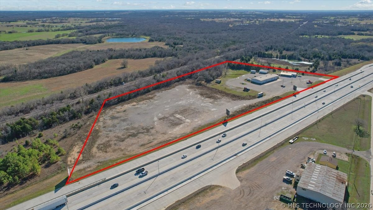 9104 Us Hwy 69 Property Photo 5