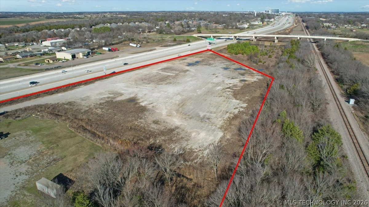 9104 Us Hwy 69 Property Photo 14