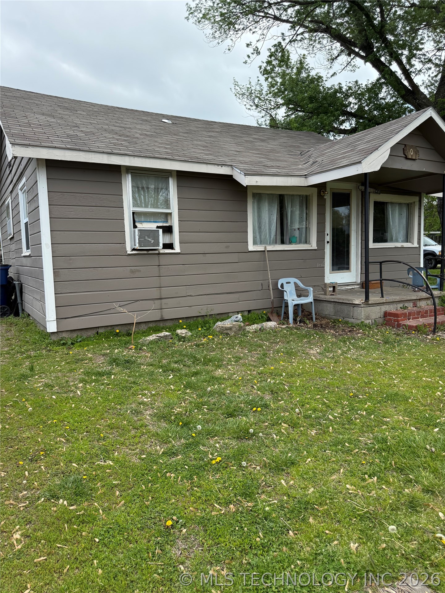 604 Willow Street Property Photo 7