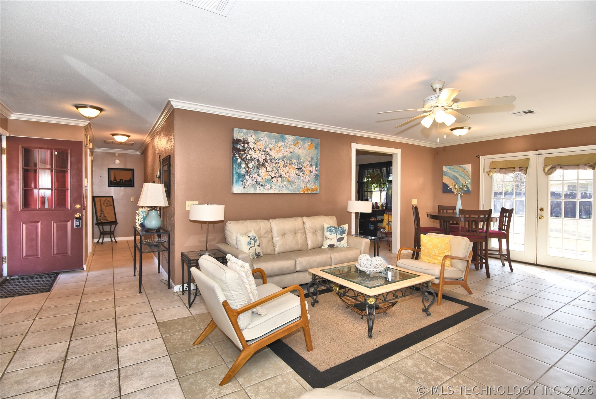 1810 W Independence Street N Property Photo 5
