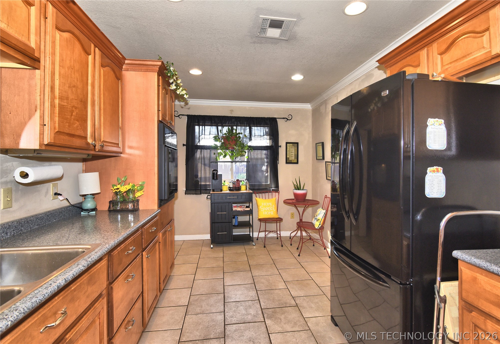 1810 W Independence Street N Property Photo 10