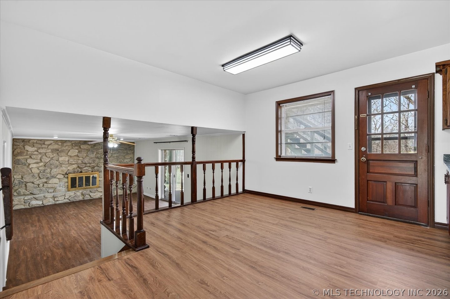 837 Winding Way Property Photo 15