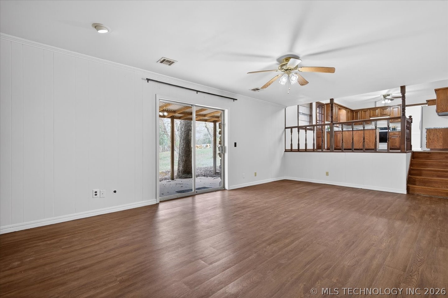 837 Winding Way Property Photo 21
