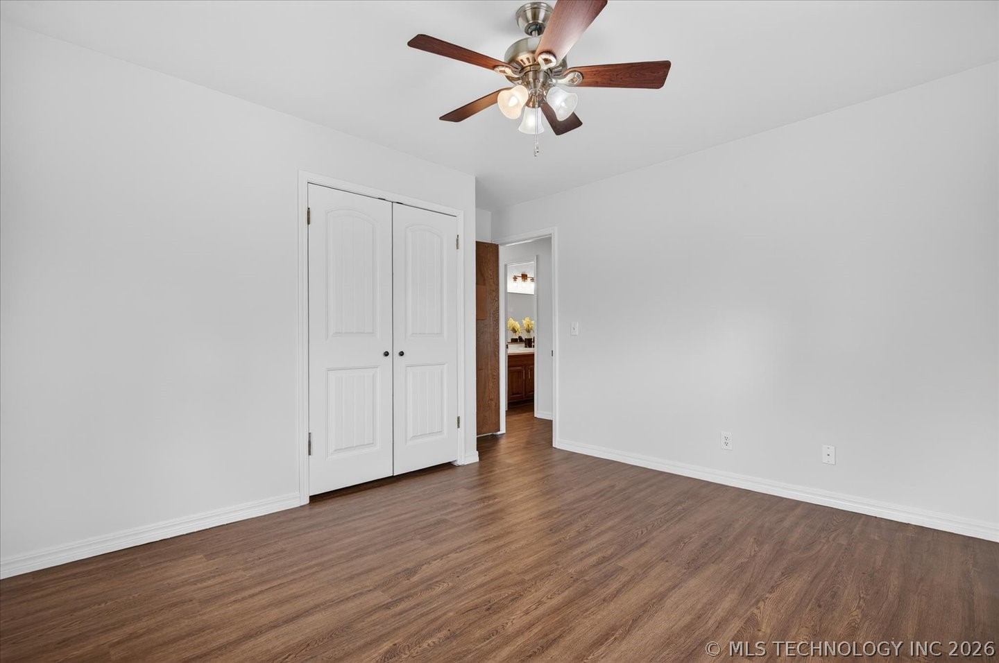 837 Winding Way Property Photo 31