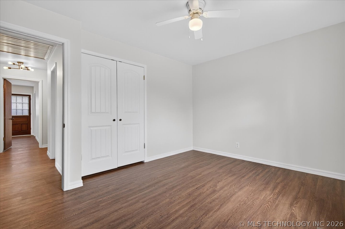 837 Winding Way Property Photo 32