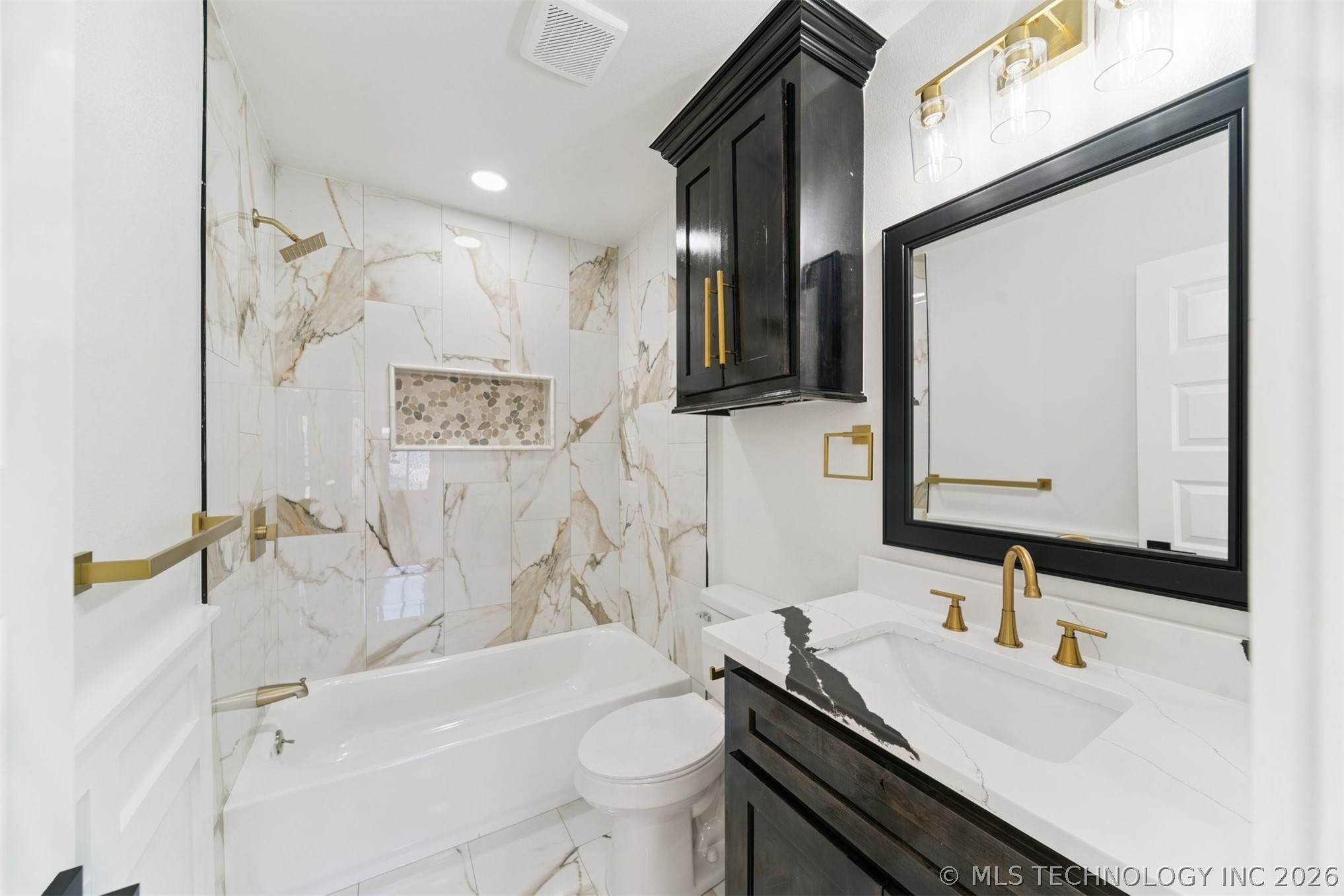 1508 N Irvington Avenue Property Photo 12