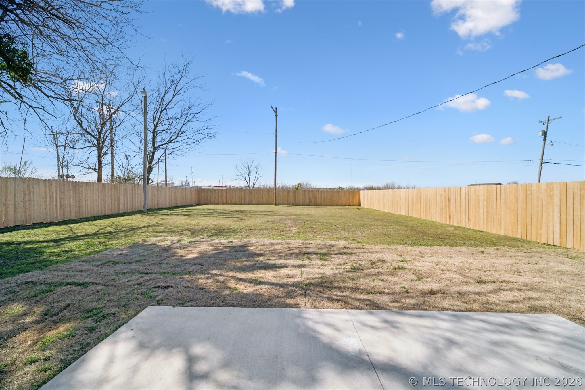 1508 N Irvington Avenue Property Photo 16
