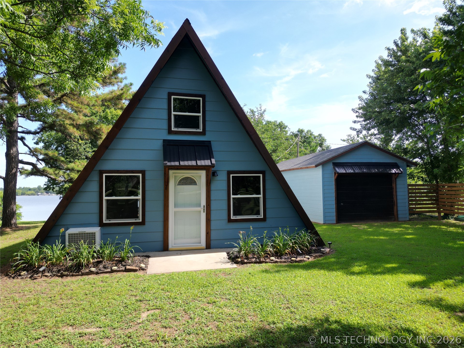 421375 E 1150 Road Property Photo 1