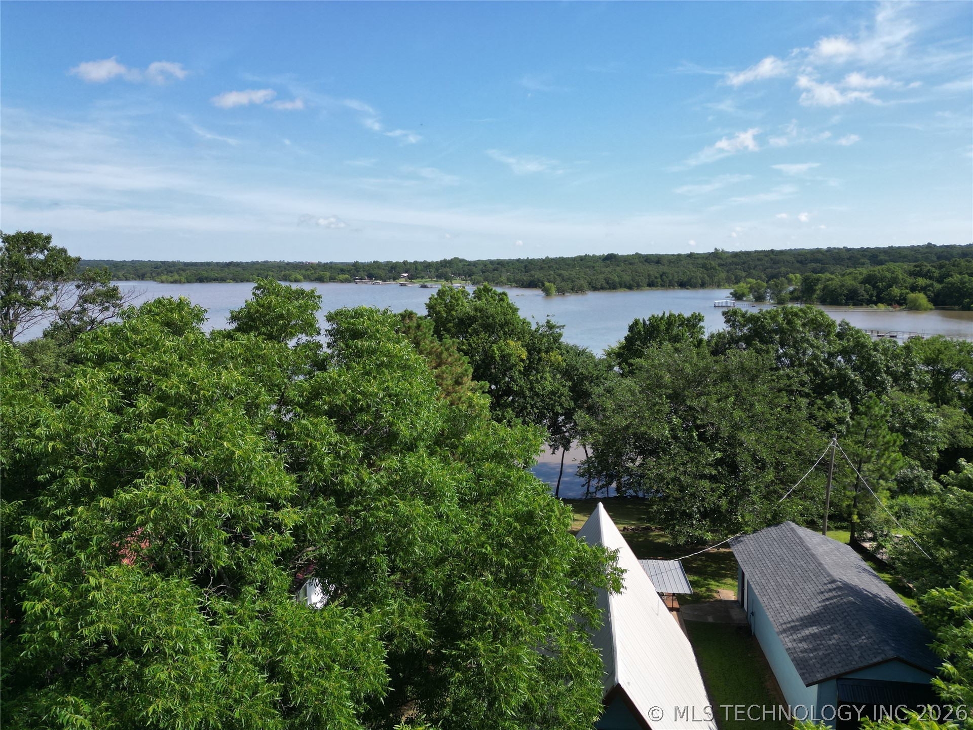 421375 E 1150 Road Property Photo 2