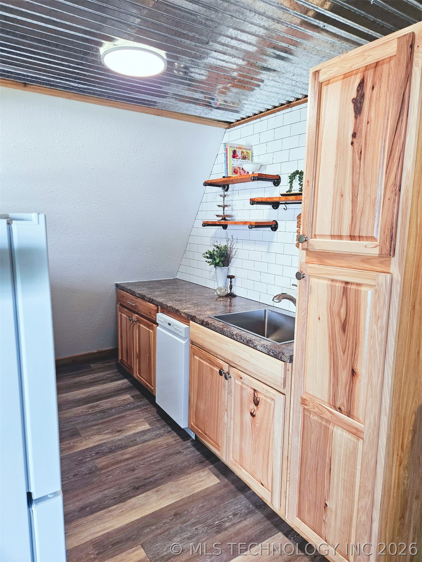 421375 E 1150 Road Property Photo 24