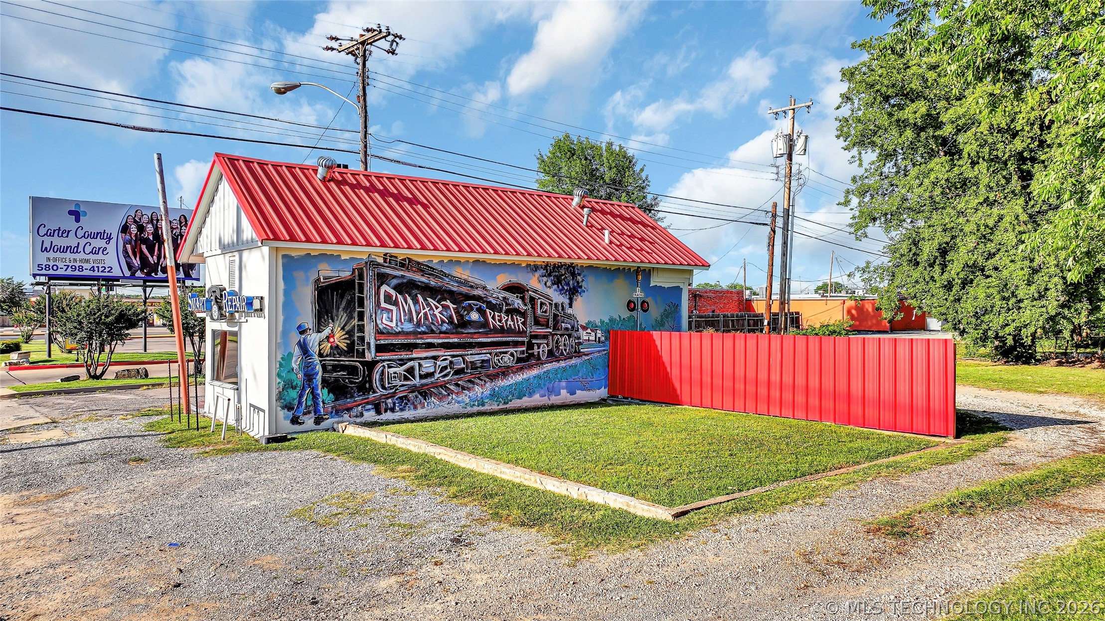 116 S Commerce Property Photo 3