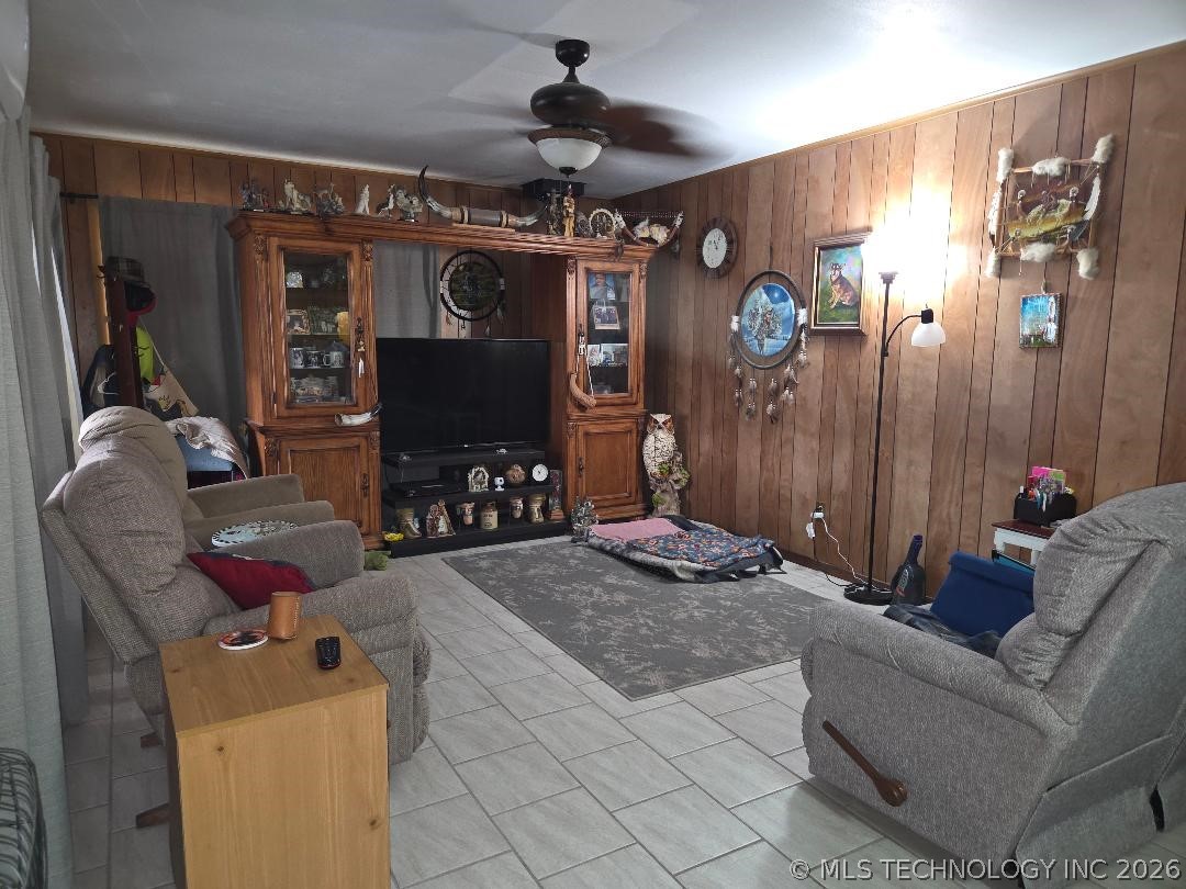 120290 S 4182 Property Photo 5
