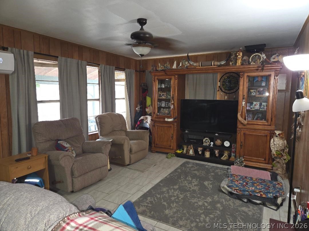 120290 S 4182 Property Photo 6