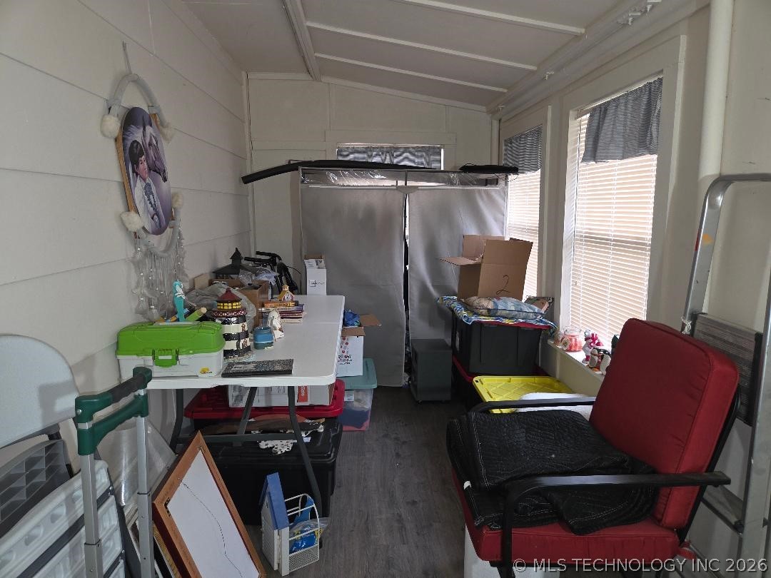 120290 S 4182 Property Photo 22