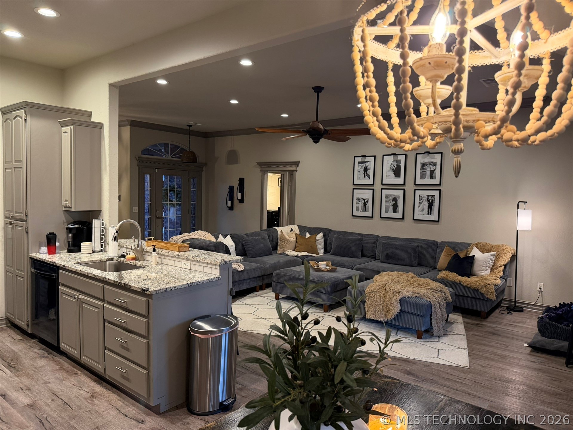1813 Nightingale Circle Property Photo 10