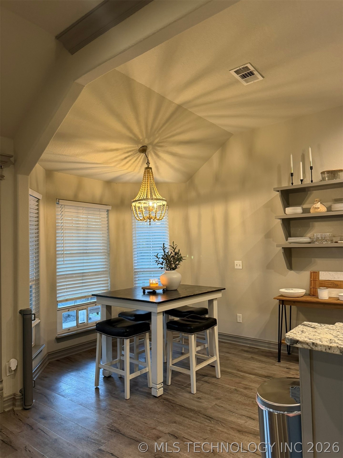 1813 Nightingale Circle Property Photo 12