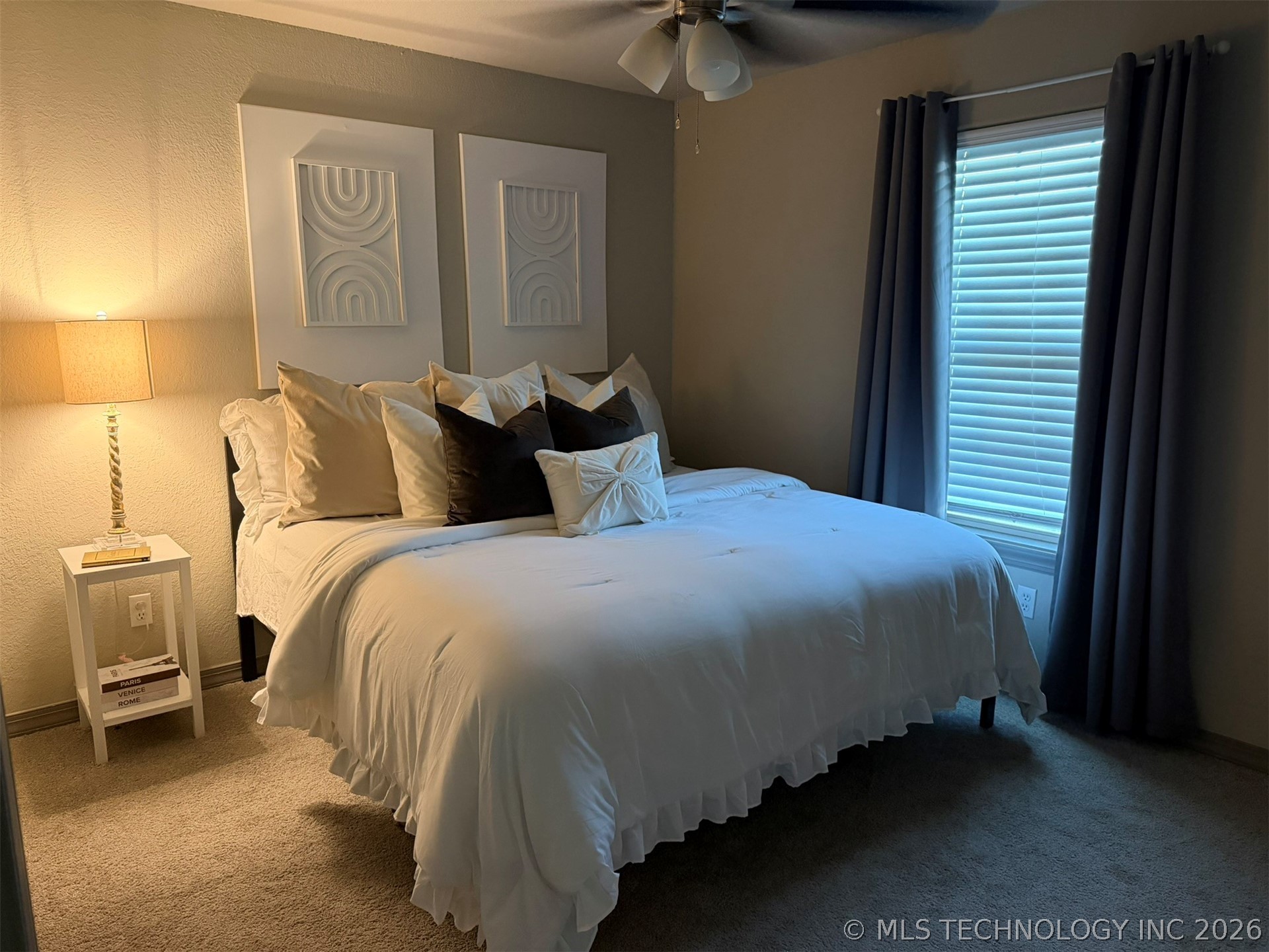 1813 Nightingale Circle Property Photo 14