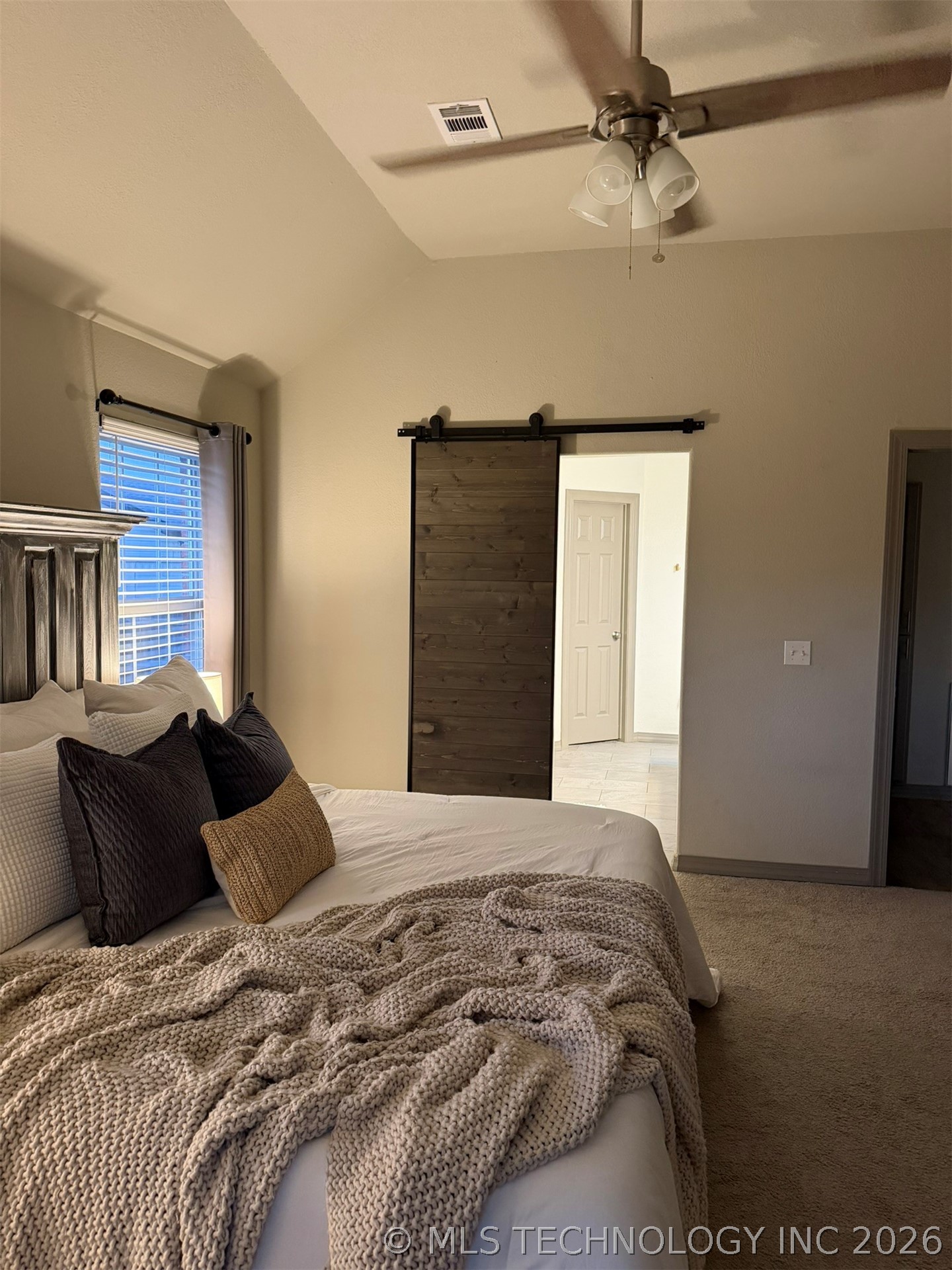 1813 Nightingale Circle Property Photo 28