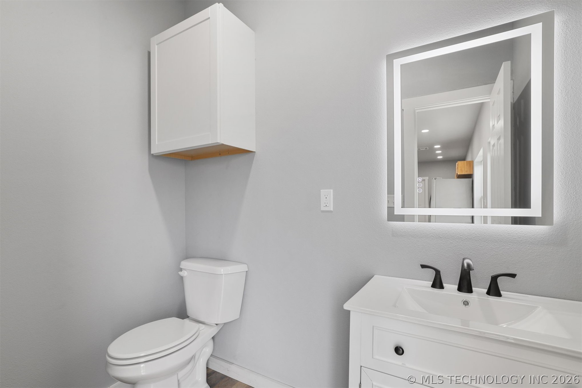 491 2nd Street Property Photo 27