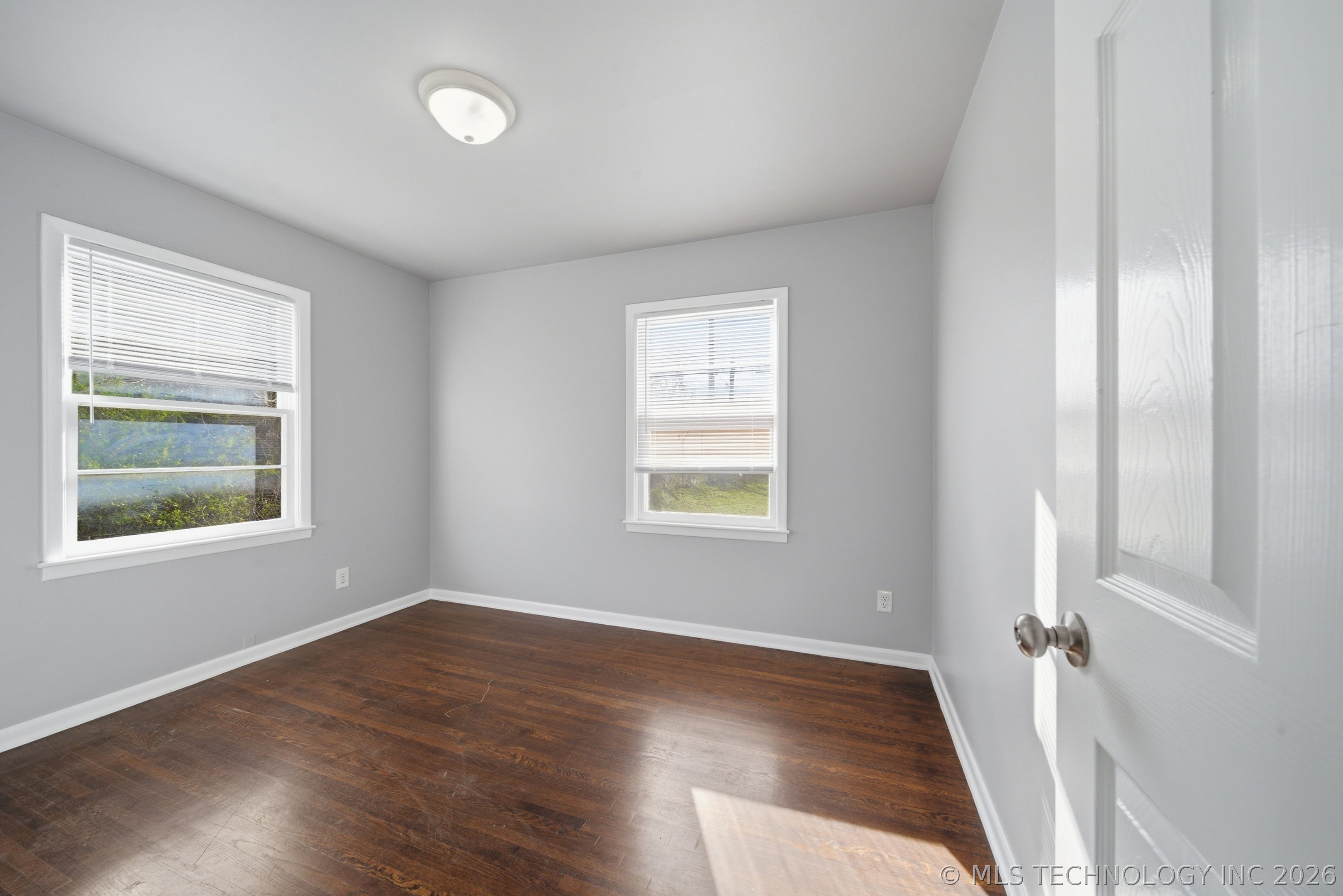1744 S Lakewood Avenue Property Photo 19