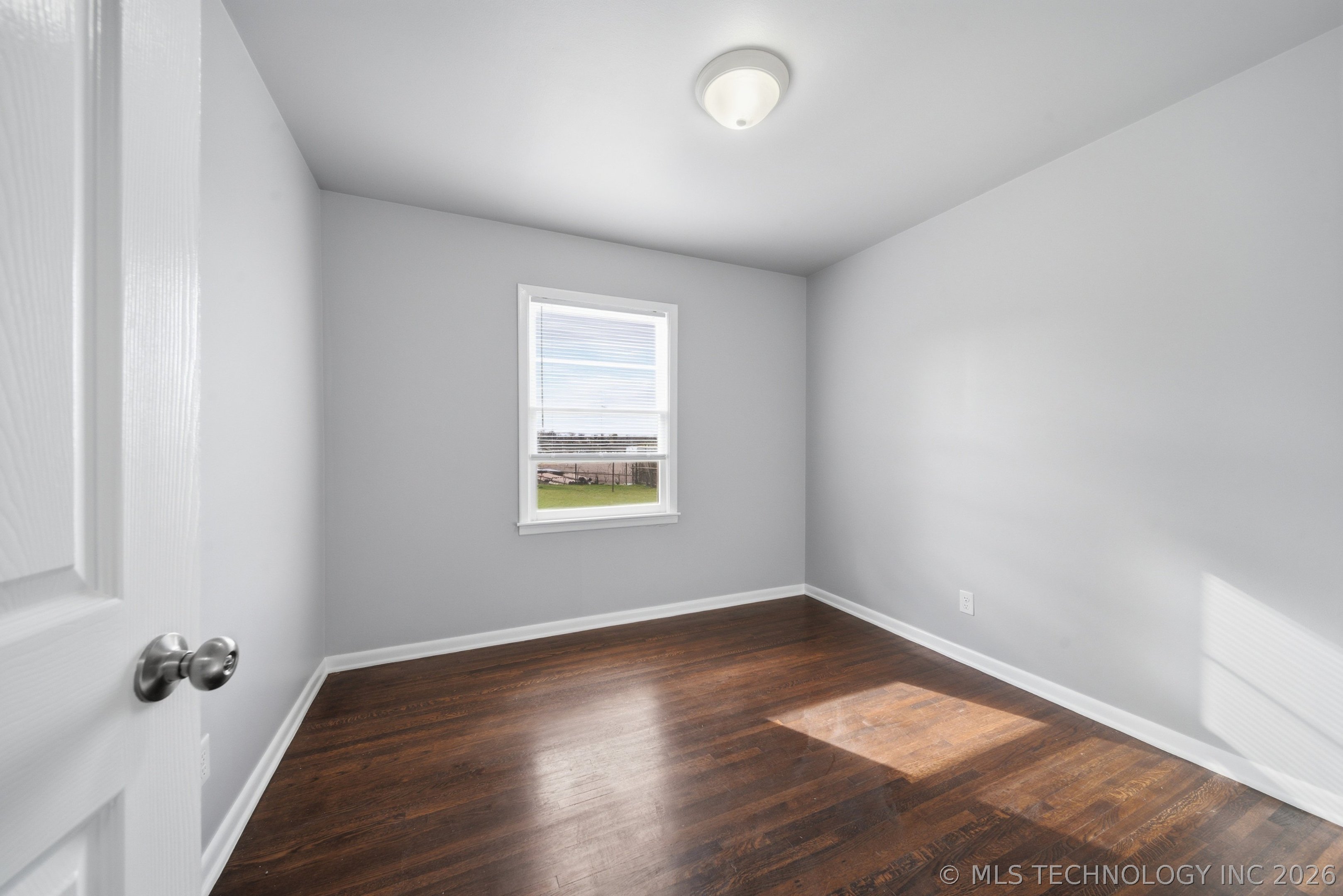 1744 S Lakewood Avenue Property Photo 21