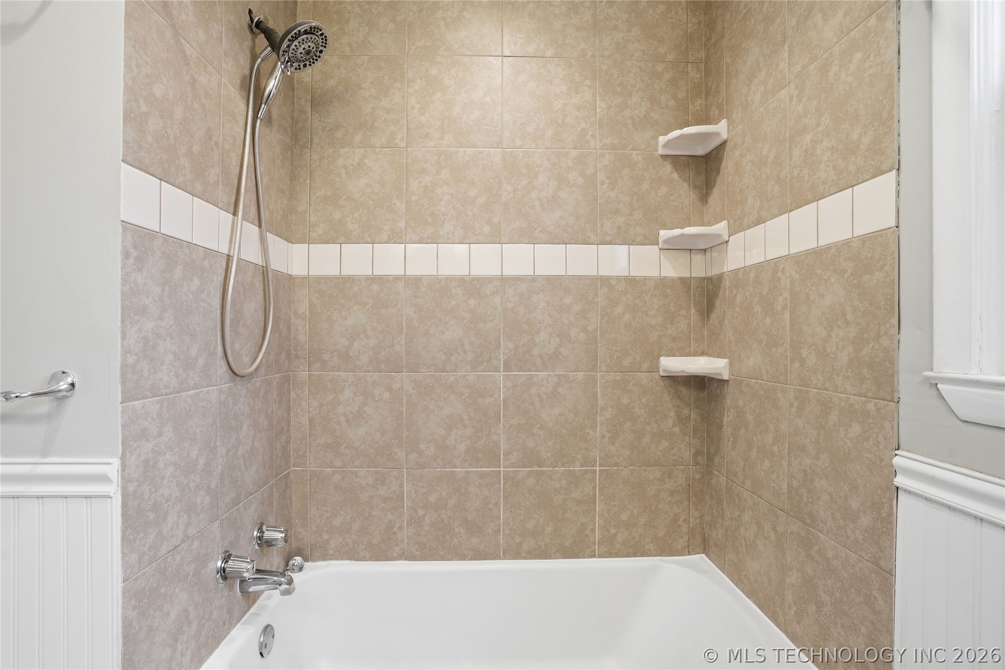 3543 E 22nd Street Property Photo 14