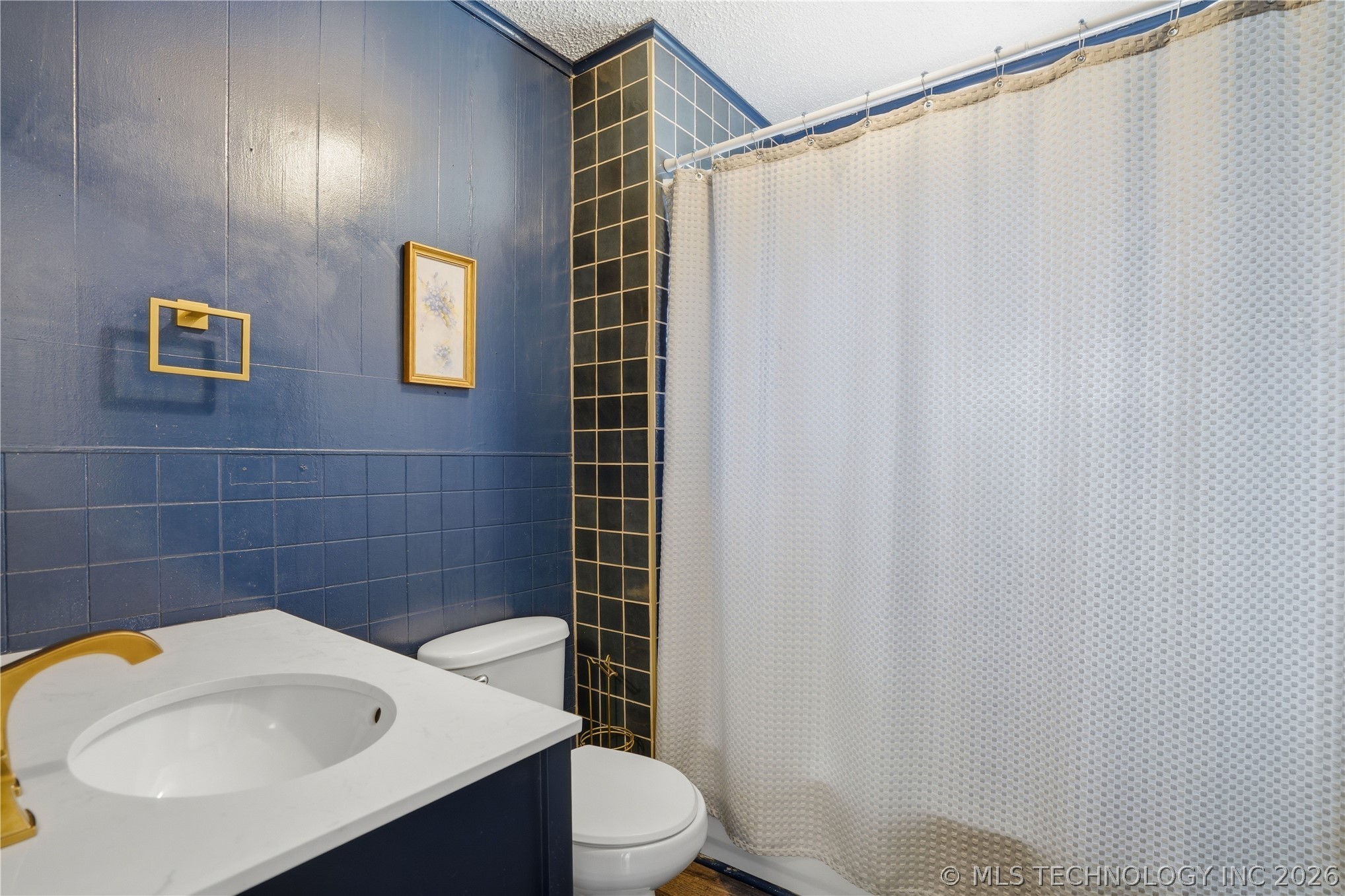 307 E 3rd Street Property Photo 20