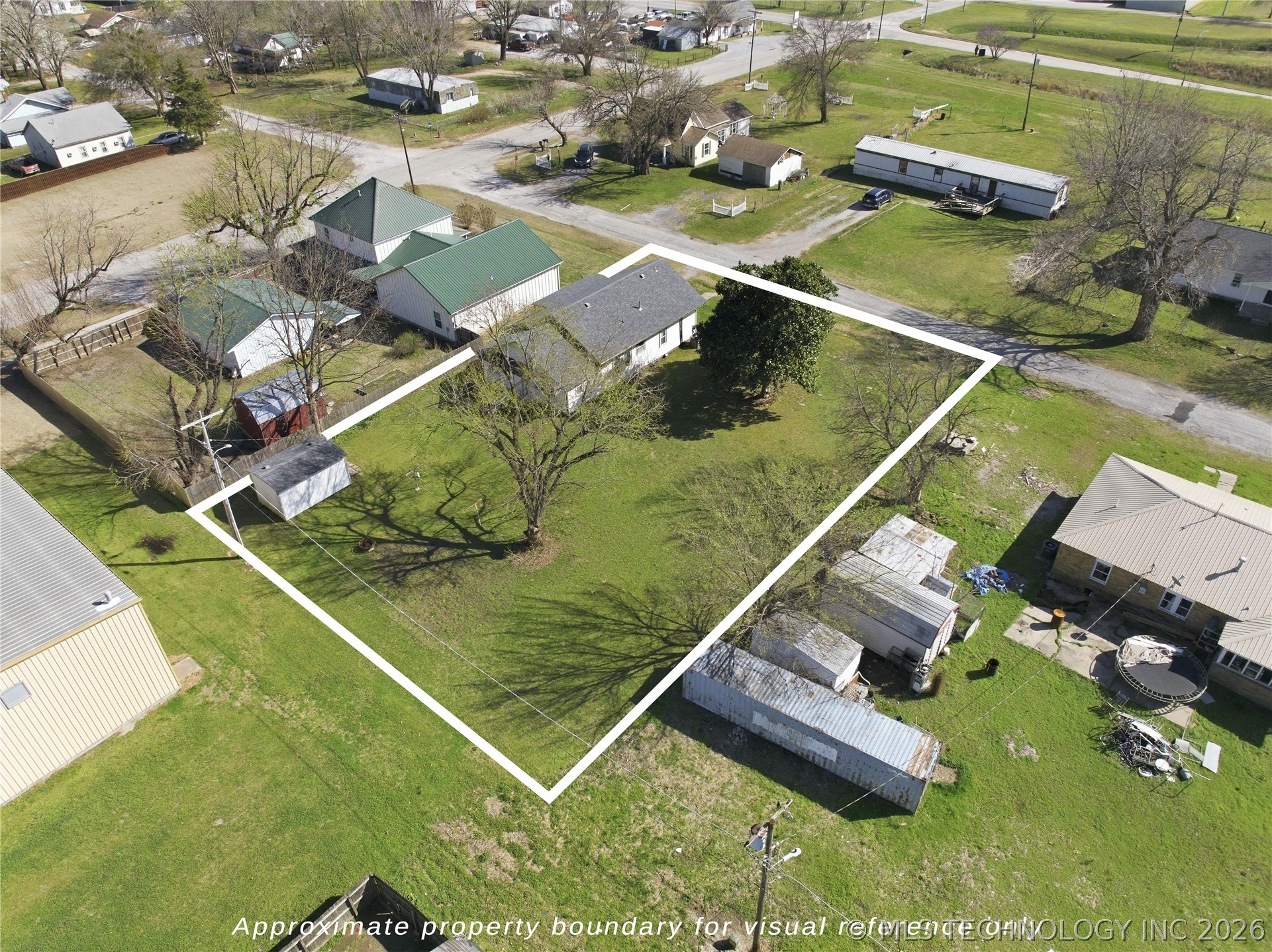307 E 3rd Street Property Photo 26