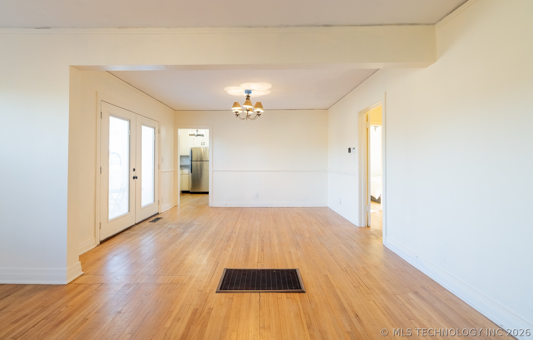 103 S Knoxville Avenue Property Photo 10