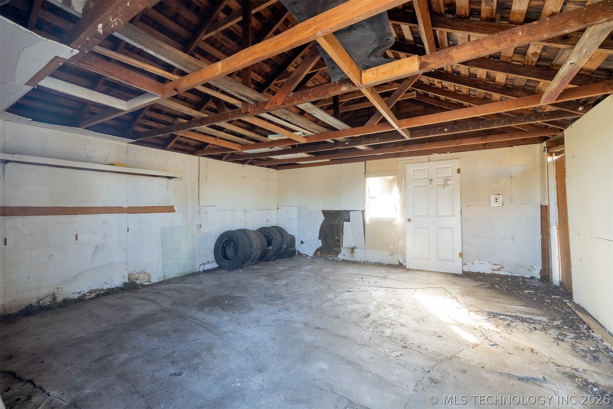 103 S Knoxville Avenue Property Photo 36