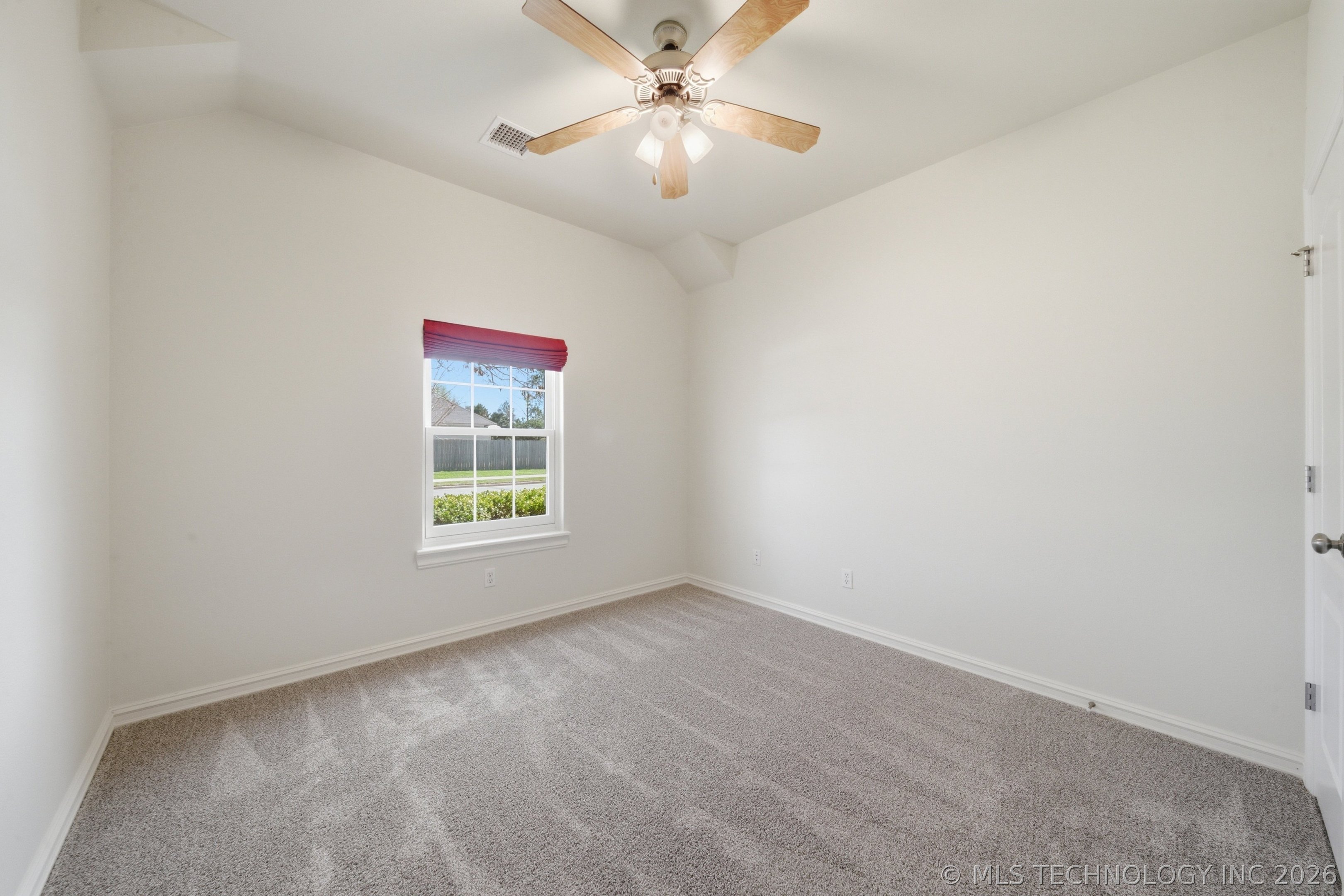 5006 S 189th East Avenue Property Photo 17