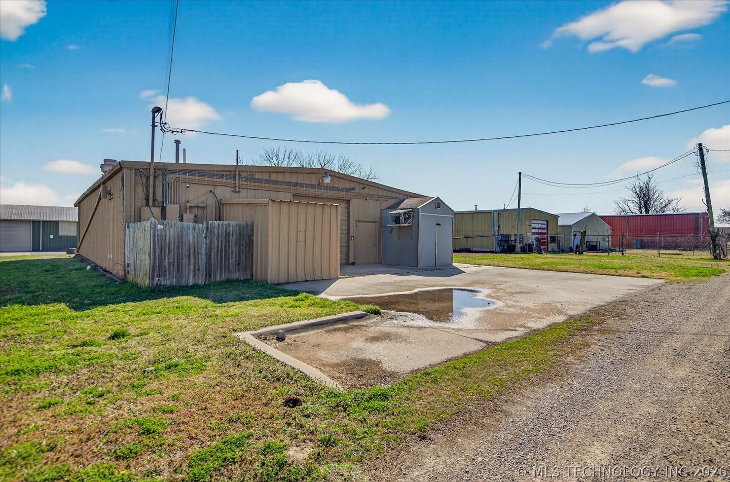 309 S Bucy Property Photo 3