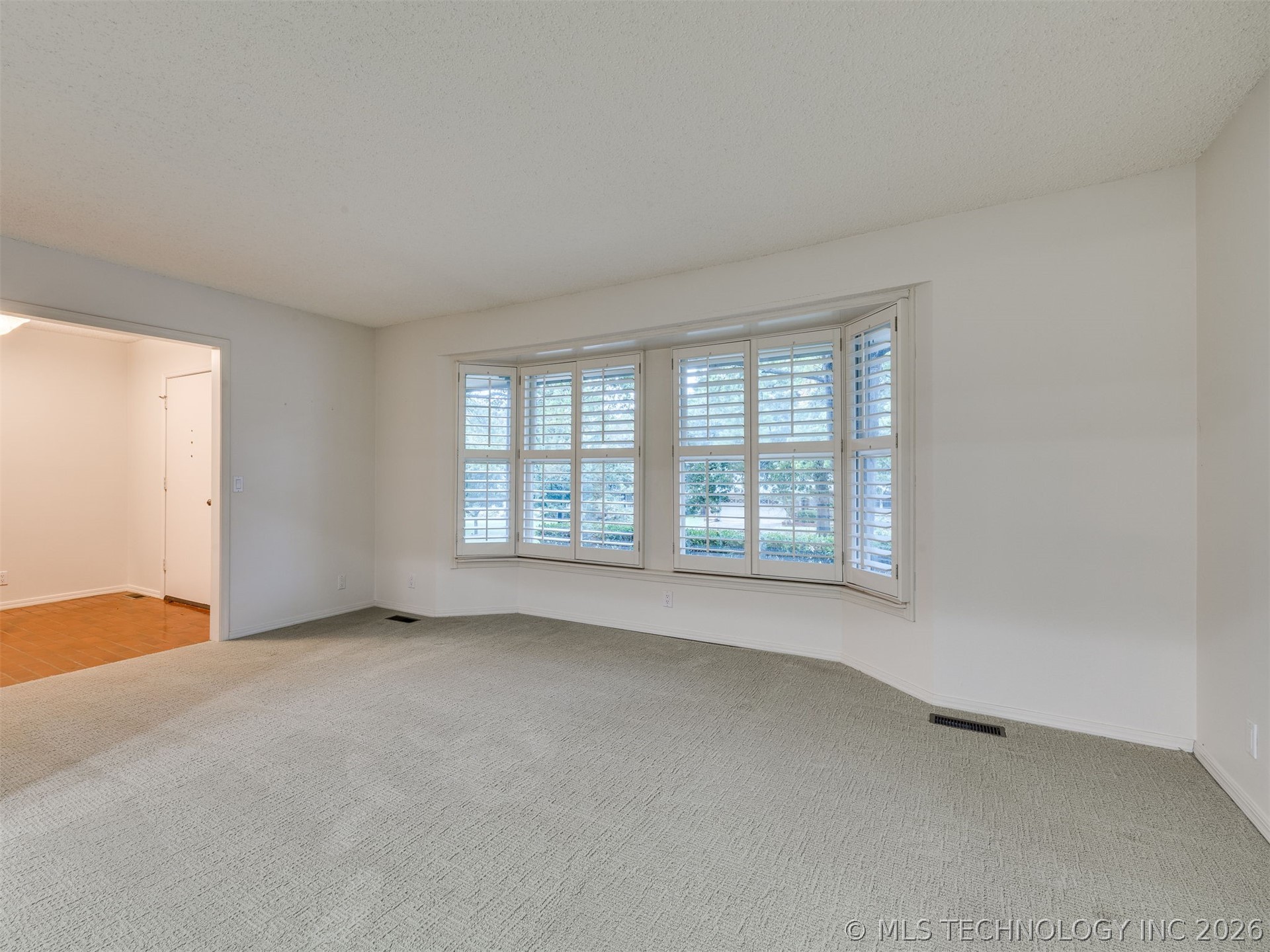 2620 E 73rd Street Property Photo 19