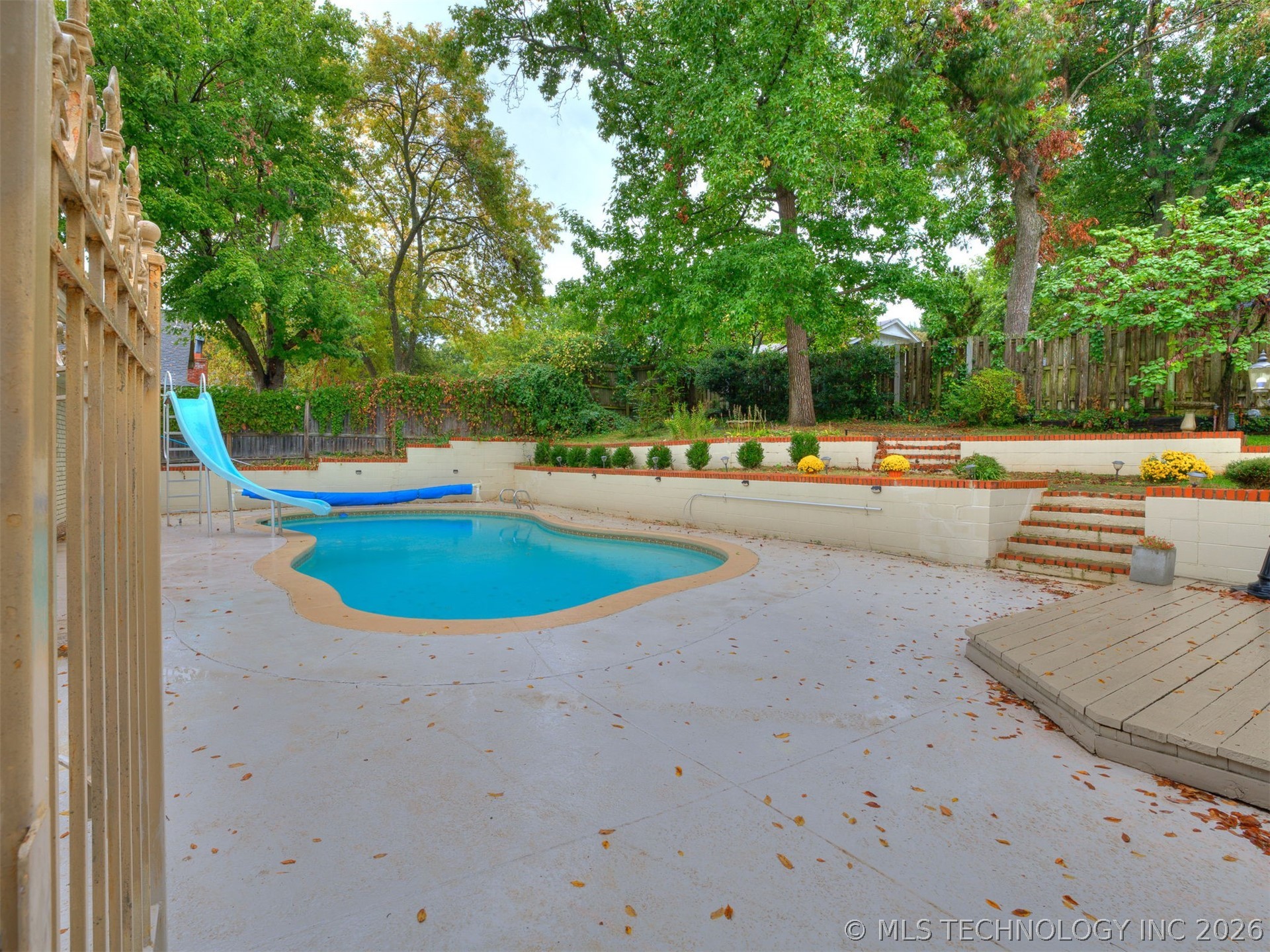 2620 E 73rd Street Property Photo 44